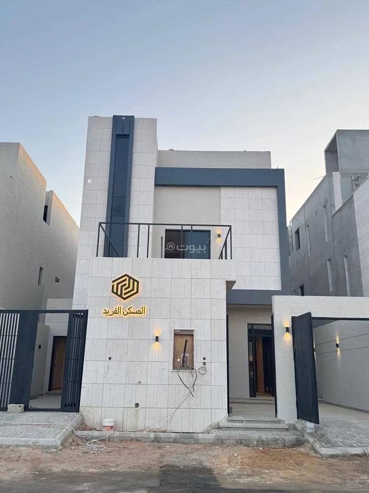 فيلا للبيع في شارع ابن الربيع الشيباني, حي الرمال, مدينة الرياض, منطقة الرياض