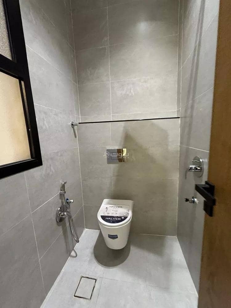 Floor For Sale in Al Maizilah, Riyadh