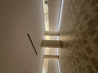 4 Bedroom Flat for Sale in North Jeddah, Jeddah - Luxury 4-bedroom apartment in Al Zahra neighborhood, close to Prince Sultan Street