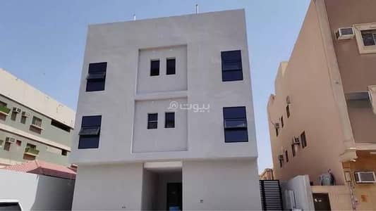 11 Bedroom Residential Building for Sale in Central Riyadh, Riyadh - Residential Building For Sale in Al Dhubbat, Riyadh