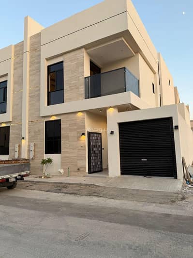5 Bedroom Villa for Sale in West Riyadh, Riyadh - Villa consisting of 5 bedrooms for sale in Al-Mahdiyah. For reservations or inquiries Abu Tamim | Real Estate Approval For contact | 0501847967