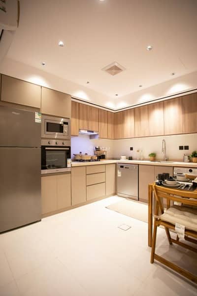 3 Bedroom Flat for Sale in North Jeddah, Jeddah - Studio Apartment For Sale in Al Salamah, Jeddah