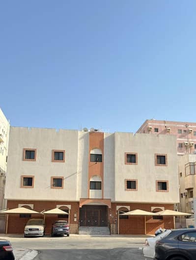 عمارة سكنية 3 غرف نوم للبيع في شمال جدة، جدة - عمارة سكنية بحي النزهة