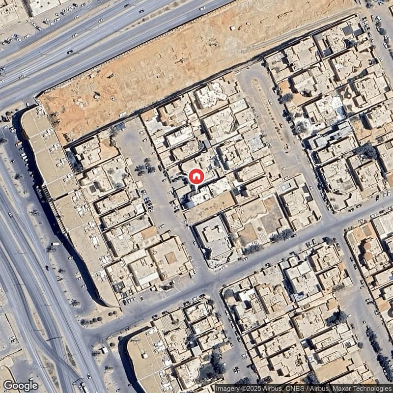 Apartment in East Riyadh，Al Hamra 4 bedrooms 90000 SAR - 87744755