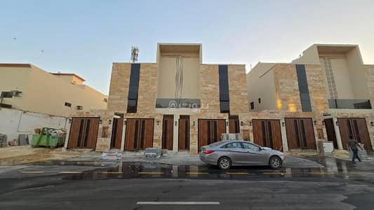 5 Bedroom Floor for Sale in South Riyadh, Riyadh - For sale, an upper floor with an annex in the Badr district, south of Riyadh.