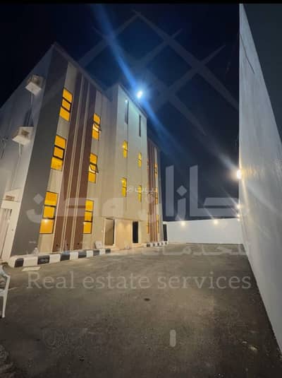 4 Bedroom Flat for Sale in King Fahd, Abu Arish - Luxury apartments for sale in Abu Arish Province