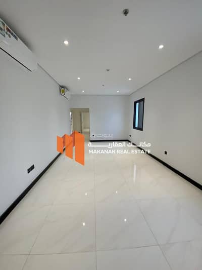 3 Bedroom Apartment for Rent in Al Bahar, Al Khobar - A 3-bedroom apartment for rent by the sea, Khobar