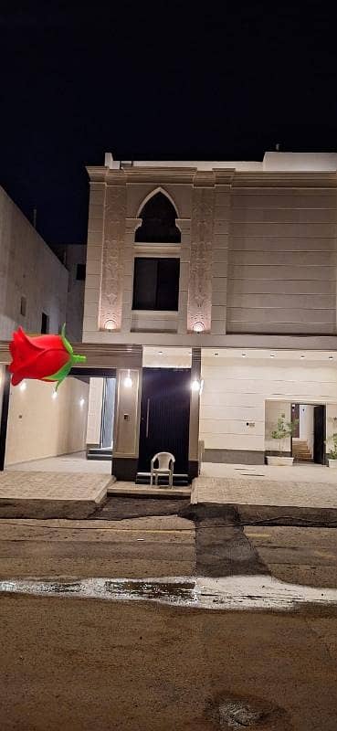 4 Bedroom Floor for Sale in East Riyadh, Riyadh - Very awesome