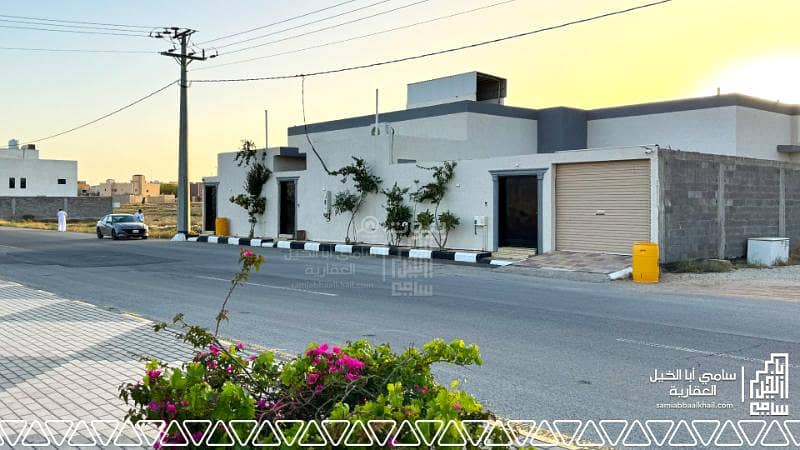 Role of a founder of two apartments for sale in Al-Manar, Al-Bukayriyah Role of a founder of two apartments for sale in Al-Manar, Al-Bukayriyah