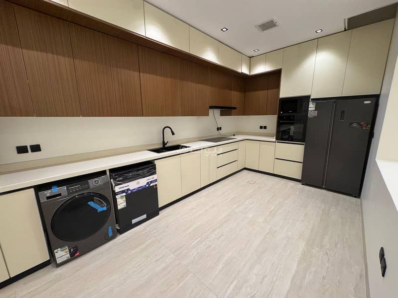 For rent a luxury brand-new ground floor apartment in Al-Aarid District | للإيجار دور أرضي فاخر جديد بحي العارض