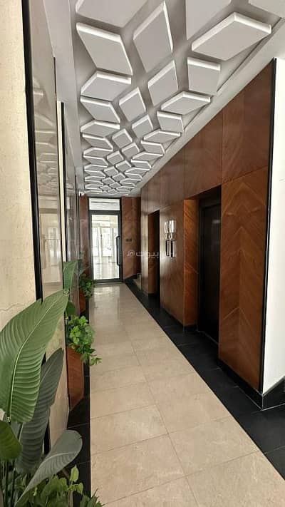 4 Bedroom Flat for Sale in North Jeddah, Jeddah - A 4-bedroom apartment for sale in Al-Sawari, close to the tallest tower and the most important leading major projects in Jeddah.