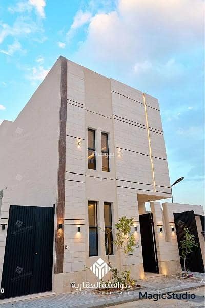 Villa For Sale in Al Mahdiyah, Riyadh