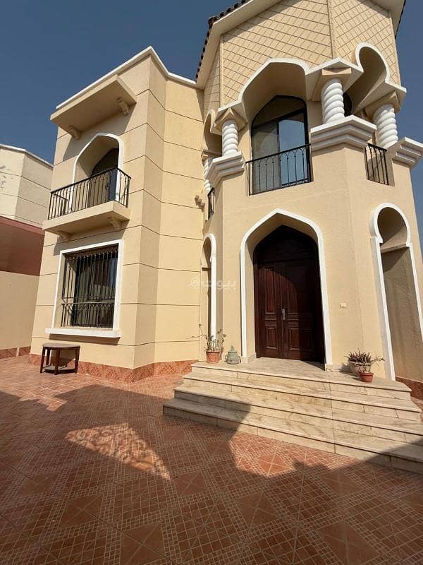 Luxury villa with elegant design in **Southern Obhur – Jeddah**