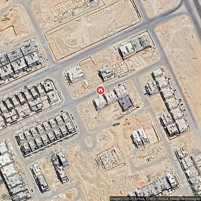 6 Bedroom Villa for Sale in East Riyadh, Riyadh - Luxury villa with modern design and elegant finishes – three complete floors