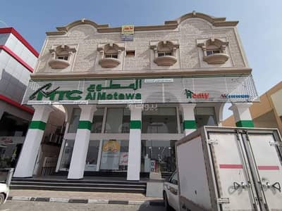 Residential Building for Sale in Uhud, Dammam - Commercial residential building
