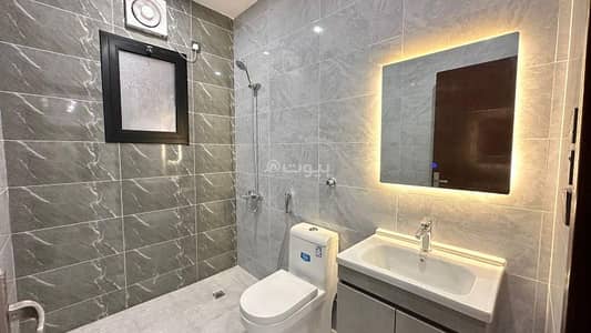 4 Bedroom Flat for Sale in North Jeddah, Jeddah - Apartments for sale in Al-Murwah neighborhood overlooking a park and a mosque.