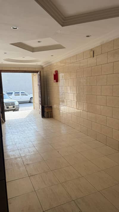 عمارة سكنية  للايجار في شمال الرياض، الرياض - عمارة للايجار بالكامل حي التعاون