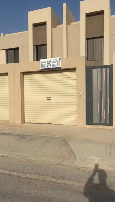 4 Bedroom Villa for Rent in North Riyadh, Riyadh - Villa for rent in King Khalid Airport neighborhood, Khuzam area, Al-Jawan