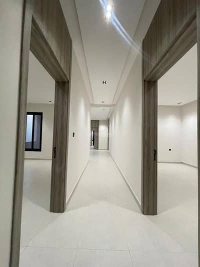 4 Bedroom Flat for Sale in South Riyadh, Riyadh - Very luxurious apartment in the Al-Okaaz neighborhood