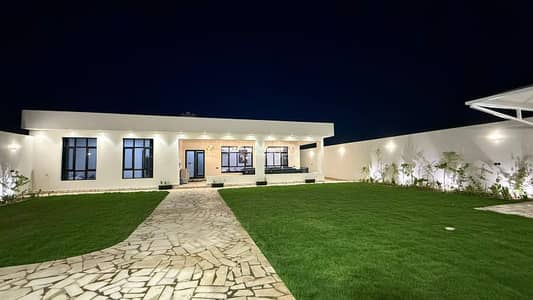 2 Bedroom Rest House for Sale in An Nada, Rawdat Sudair - A new furnished lounge for sale in Al-Tuwim, Al-Rawdat, Sudair.