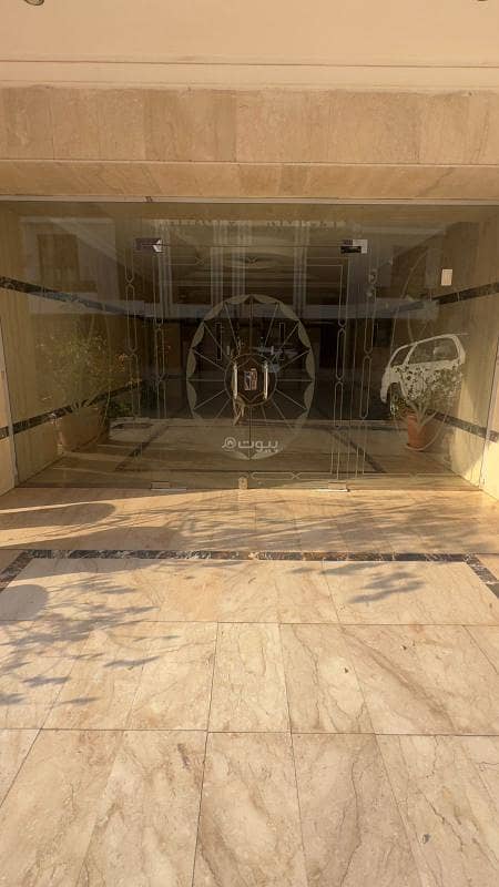 فيلا روف فاخرة للبيع بحي الزهراء جدة فيلا روف فاخرة للبيع بحي الزهراء جدة
