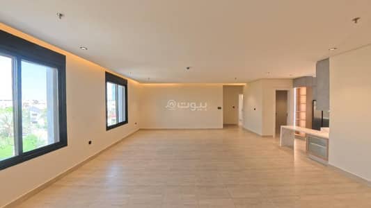 3 Bedroom Apartment for Rent in North Riyadh, Riyadh - Elegant 3-Bedroom Apartment with Private Rooftop - Al Nakhil