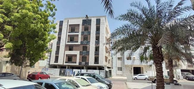 4 Bedroom Apartment for Sale in North Jeddah, Jeddah - Ownership apartments in Al-Salamah neighborhood, apartments for sale in Jeddah with immediate transfer.