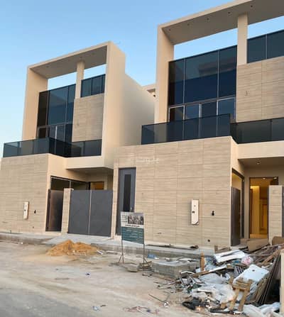 5 Bedroom Villa for Sale in West Riyadh, Riyadh - Villa for sale in Mahdia