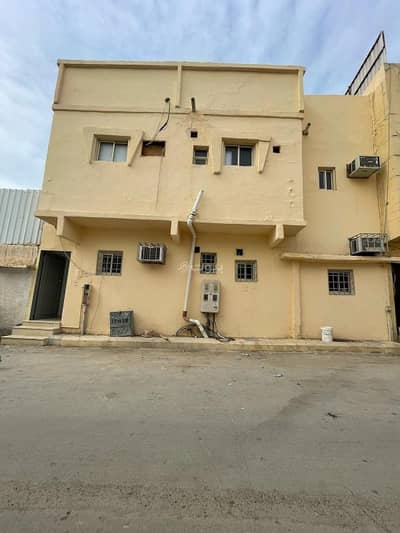 11 Bedroom Residential Building for Sale in Central Riyadh, Riyadh - Residential building for sale in Al Yamamah, Riyadh for 850,000