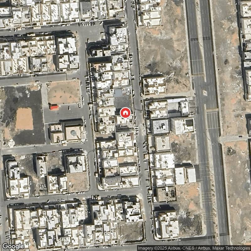 Villa For Sale in Al Anahi, Madina