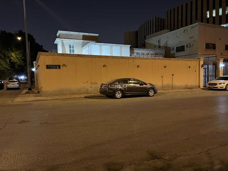 Villa in Central Riyadh，Al Zahraa 3 bedrooms 2700000 SAR - 87793325