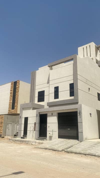 فیلا 6 غرف نوم للبيع في شرق الرياض، الرياض - فيلا مستقلة معها شقة للبيـع