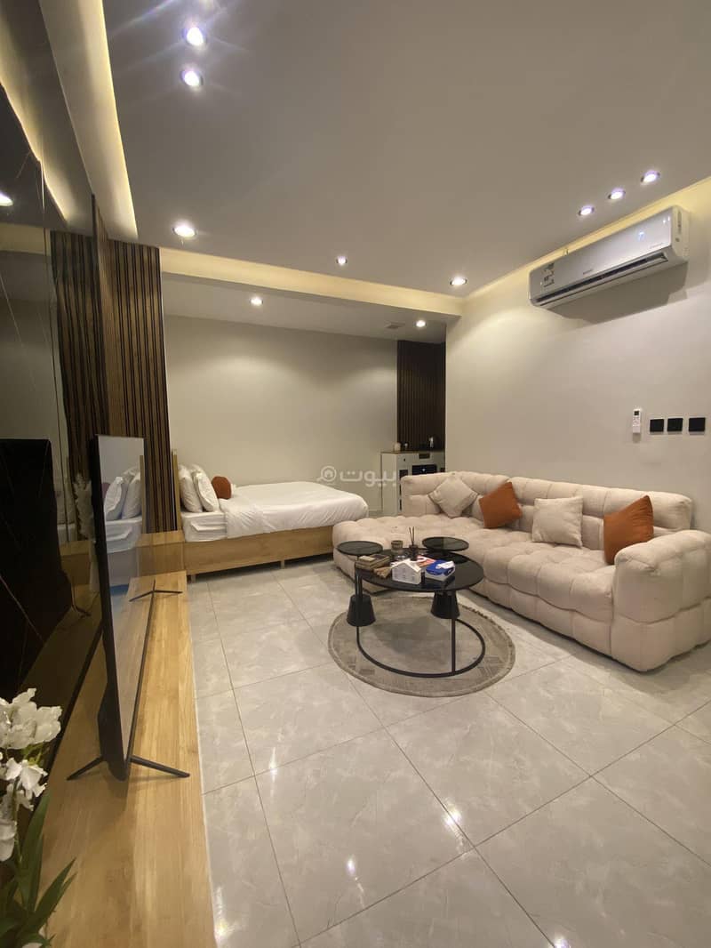 Quiet modern studio with self-entry Quiet modern studio with self-entry