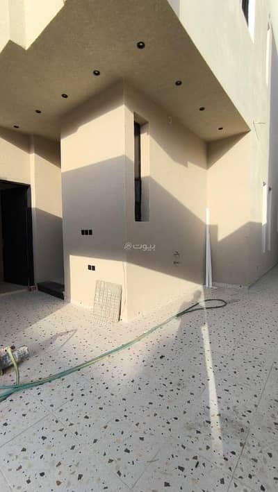 5 Bedroom Villa for Sale in West Riyadh, Riyadh - Duplex villa for sale 200