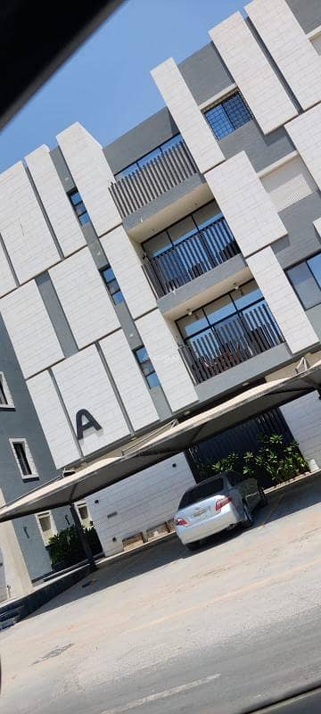 4 Bedroom Apartment for Rent in North Riyadh, Riyadh - Apartment for rent in Al Malqa neighborhood - Abha Street
