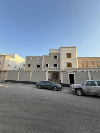 Residential Building for Sale in North Jeddah, Jeddah - Residential building and annex for sale