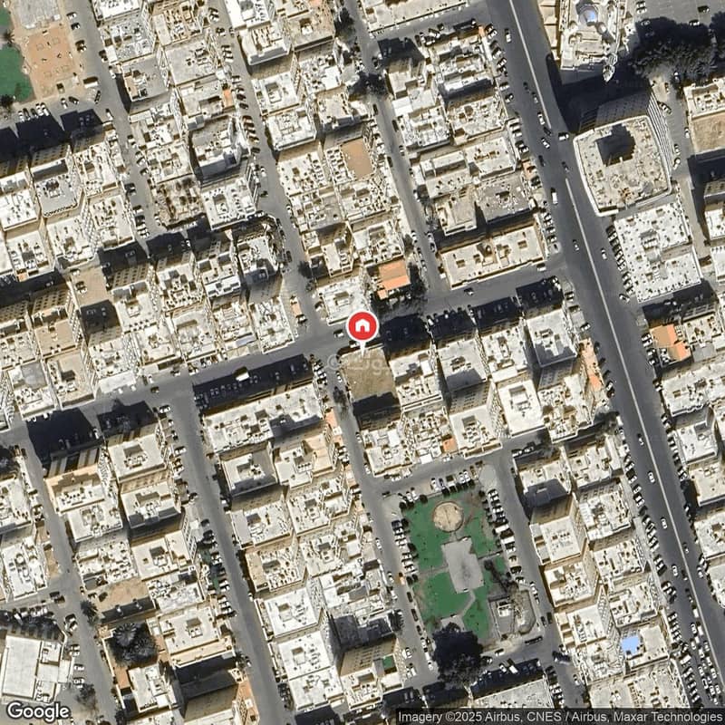 For sale: 4-room apartment in Al-Nuzhah neighborhood. For sale: 4-room apartment in Al-Nuzhah neighborhood.