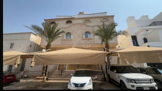 10 Bedroom Residential Building for Sale in North Jeddah, Jeddah - Residential Building For Sale in Al Lulu, Jeddah
