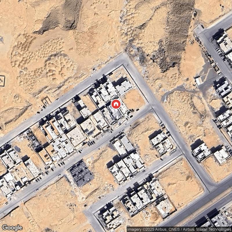 11 Bedroom Villa For Sale in Al Mahdiyah, Riyadh