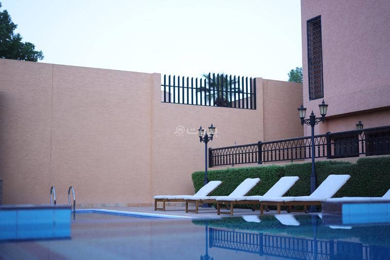 ساتل في كمباوند كرييتف ساتل في كمباوند كرييتف