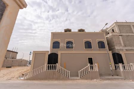 فیلا 5 غرف نوم للايجار في شمال الرياض، الرياض - تاون هاوس