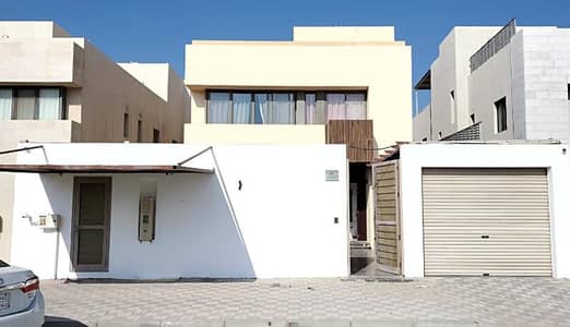 4 Bedroom Villa for Sale in Al Tahliyah, Al Khobar - Villa for sale in Al Bahirah, Khobar