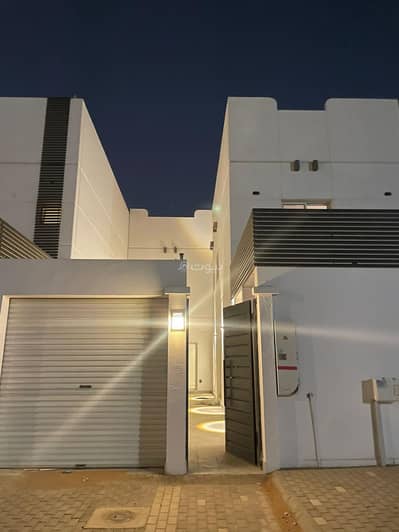 4 Bedroom Villa for Sale in Central Riyadh, Riyadh - Villa for Sale in Al Faruq, Central Riyadh