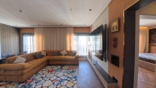 فلیٹ 3 غرف نوم للايجار في شمال الرياض، الرياض - شقة فاخرة في حي المعذر الشمالي - مبنى بمرافق متكاملة