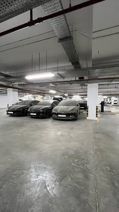 Office for Rent in West Riyadh, Riyadh - Your ready office. . . a smart step towards a complete work environment