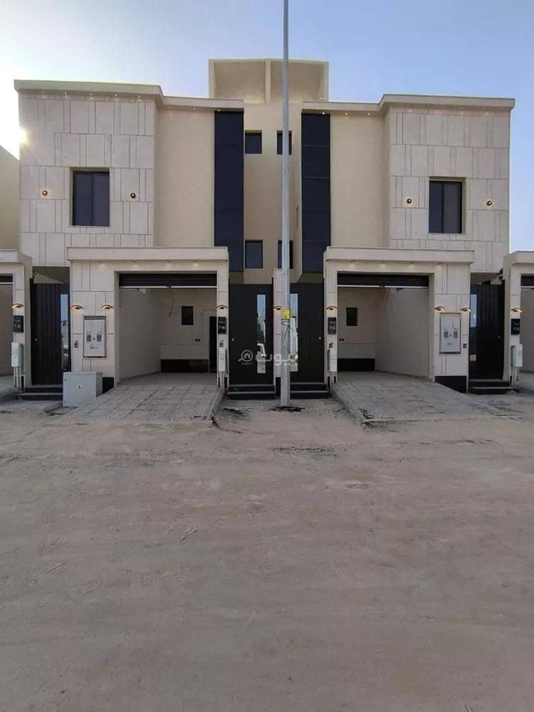 شقة مكونة من 7 غرف نوم للبيع في الجنادرية، الرياض