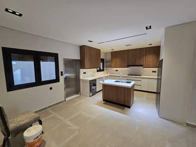 فیلا 6 غرف نوم للايجار في شرق الرياض، الرياض - فله للإيجار الإزدهار