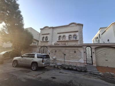 شقة 5 غرف نوم للايجار في شمال جدة، جدة - شقة للإيجار بحي المحمدية دور ارضي معا حوش