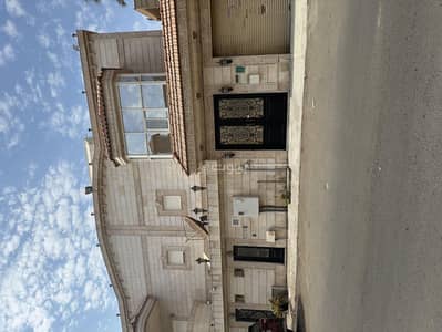 6 Bedroom Villa for Sale in North Jeddah, Jeddah - Villa in North Jeddah，Al Basateen 6 bedrooms 2700000 SAR - 87799684