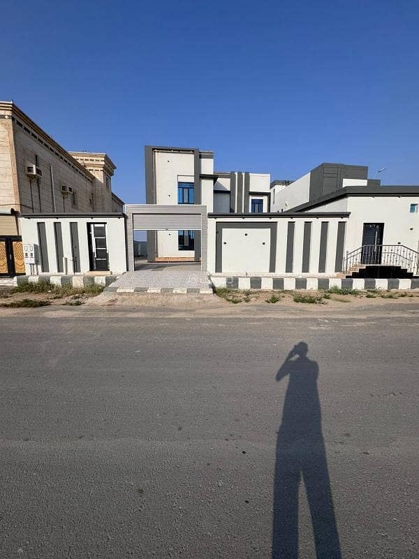 فيلا فاخره بصامطه ضاحيه الملك فهد فيلا فاخره بصامطه ضاحيه الملك فهد